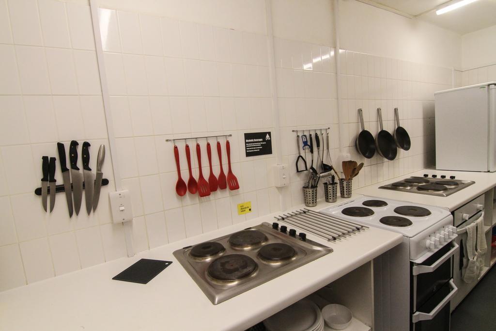 Yha Medway Pansiyon Gillingham  Dış mekan fotoğraf