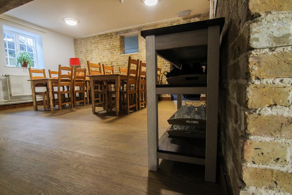 Yha Medway Pansiyon Gillingham  Dış mekan fotoğraf