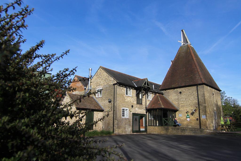 Yha Medway Pansiyon Gillingham  Dış mekan fotoğraf