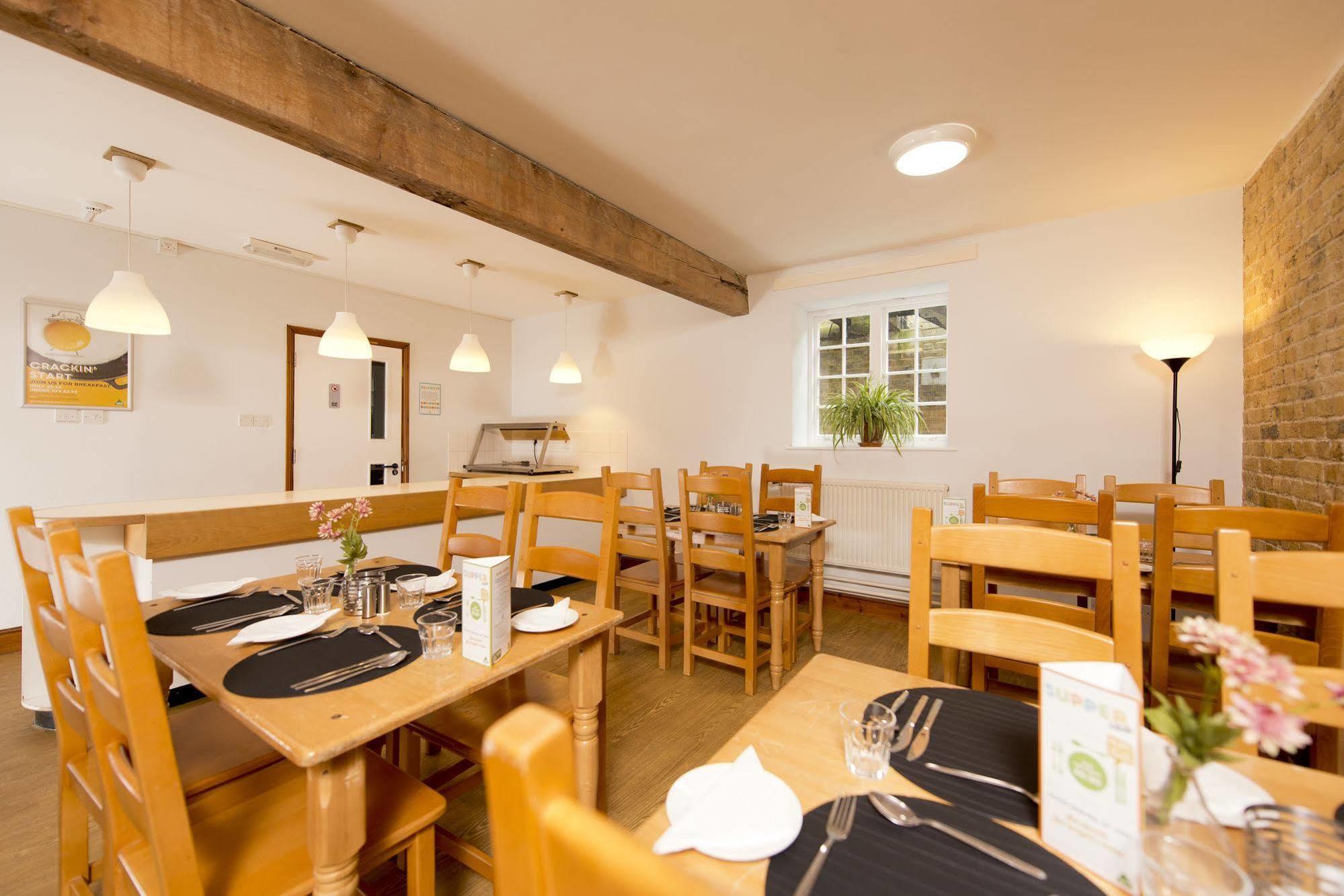 Yha Medway Pansiyon Gillingham  Dış mekan fotoğraf