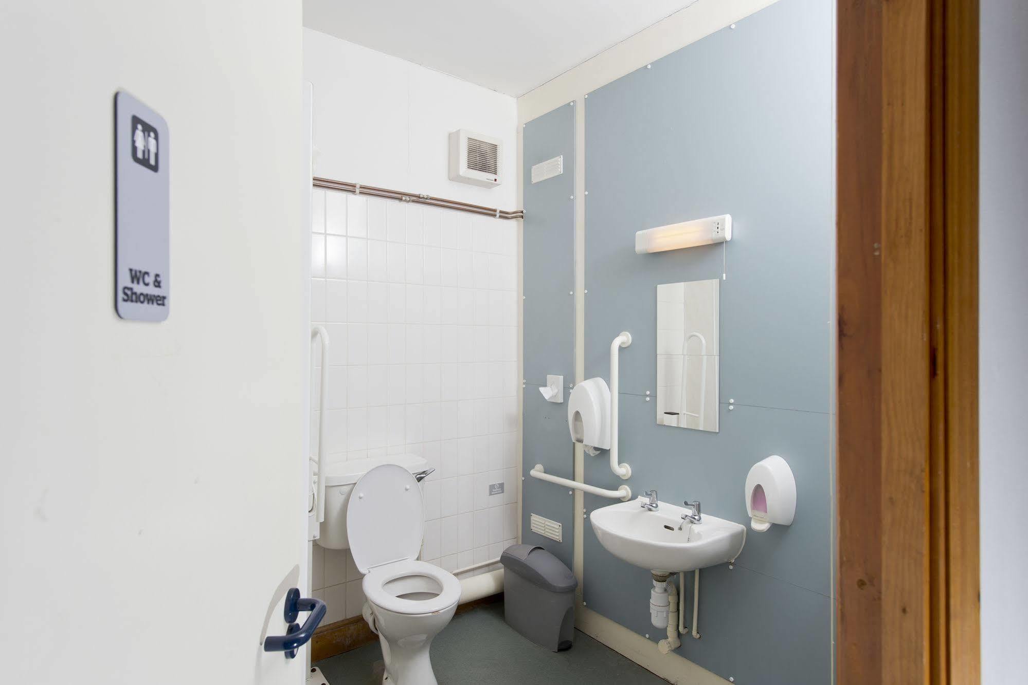 Yha Medway Pansiyon Gillingham  Dış mekan fotoğraf