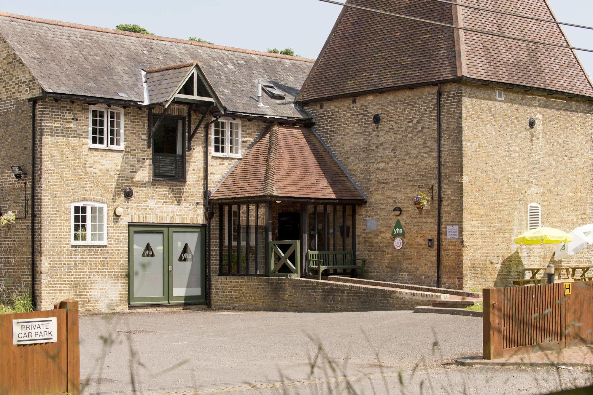 Yha Medway Pansiyon Gillingham  Dış mekan fotoğraf
