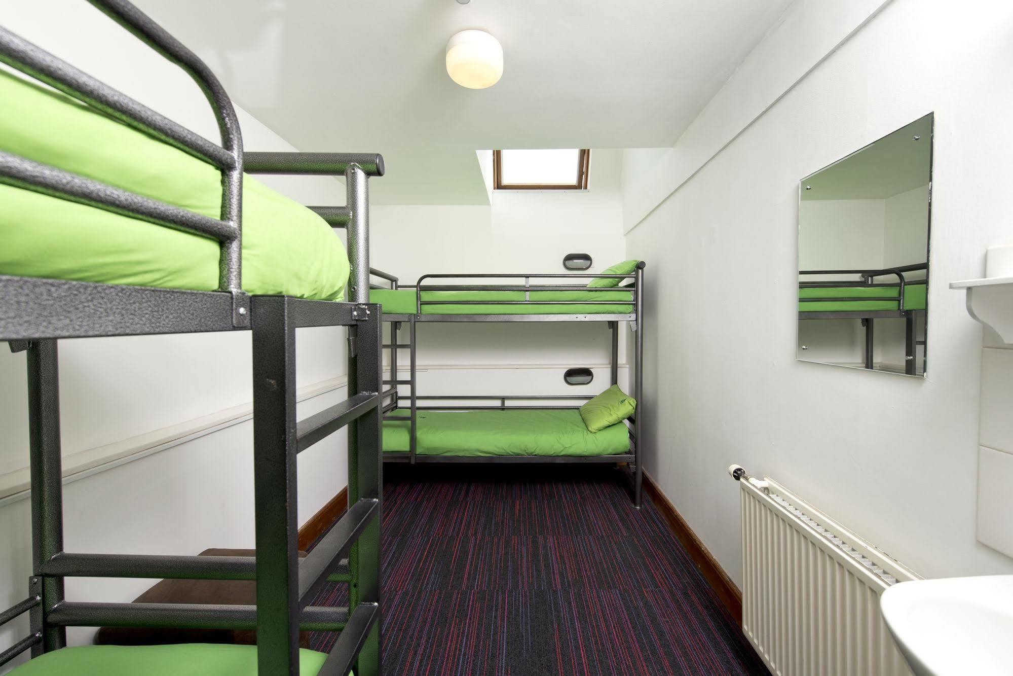 Yha Medway Pansiyon Gillingham  Dış mekan fotoğraf