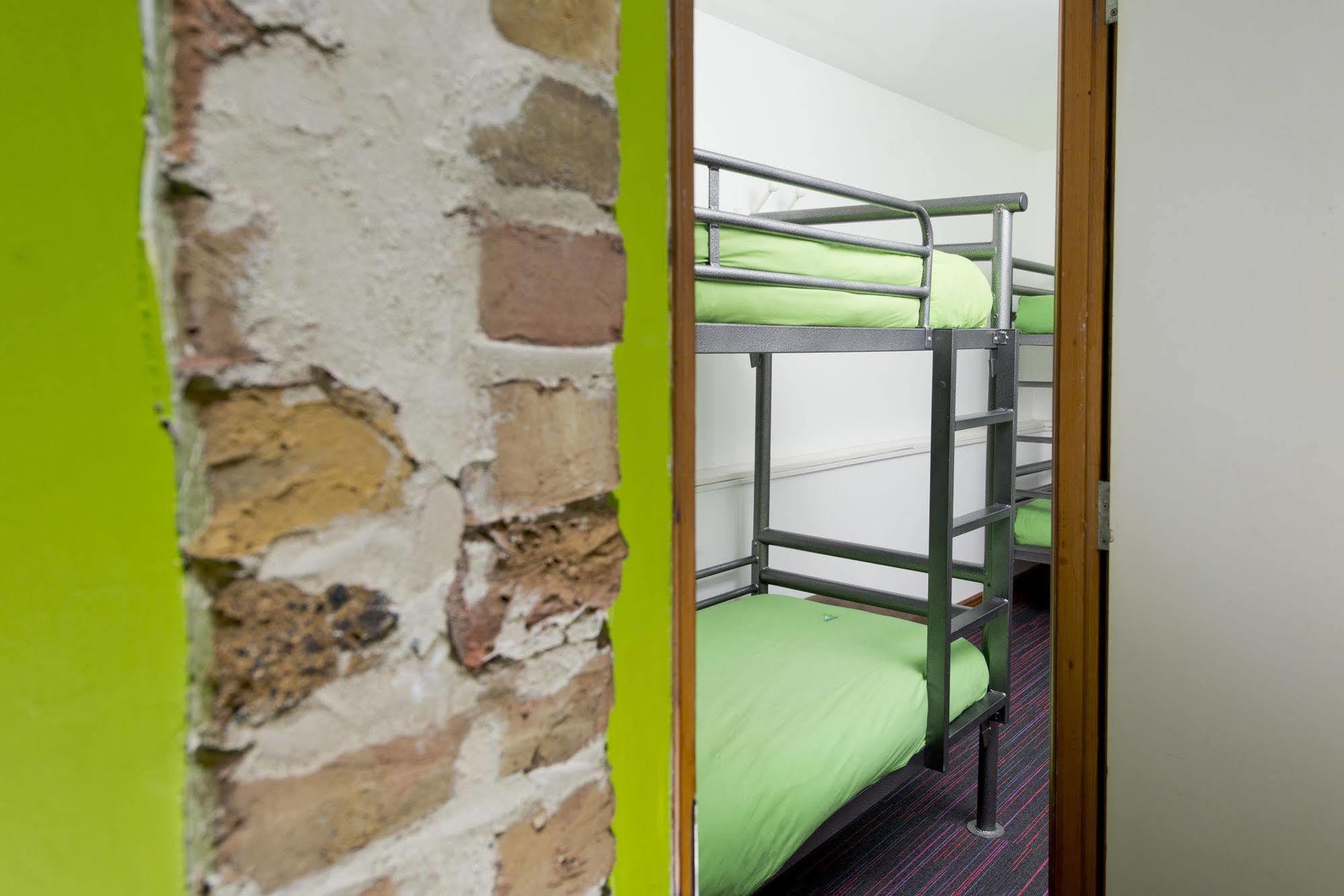 Yha Medway Pansiyon Gillingham  Dış mekan fotoğraf