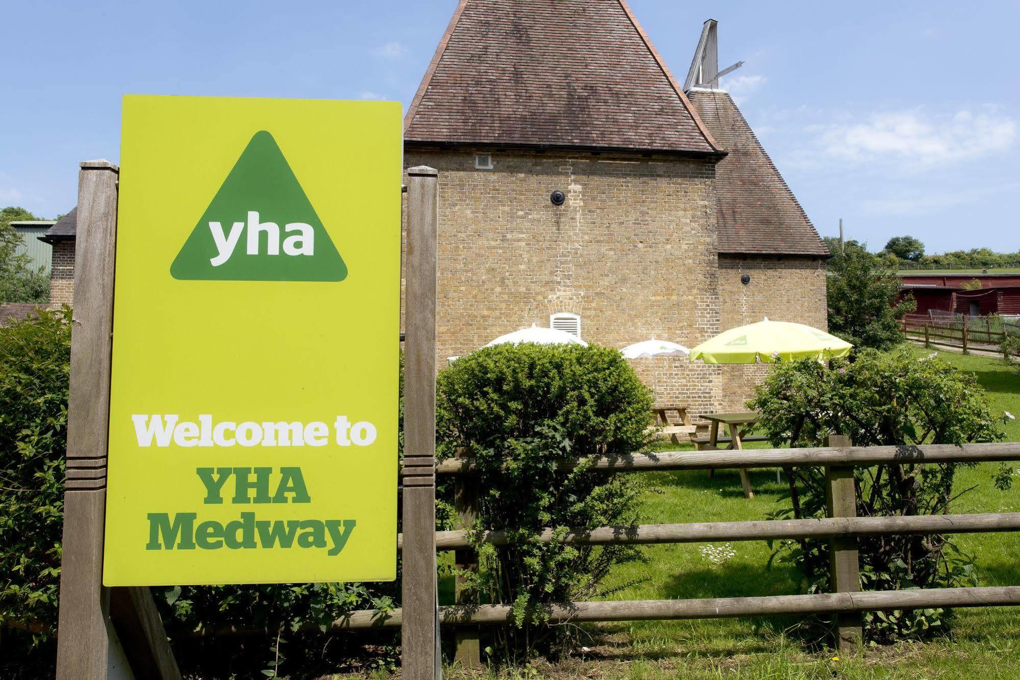 Yha Medway Pansiyon Gillingham  Dış mekan fotoğraf